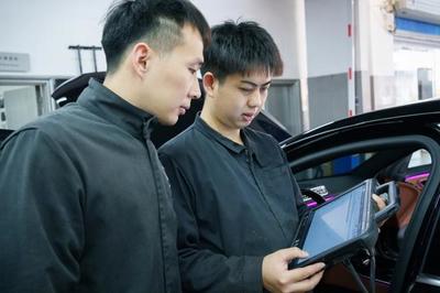 汽車電腦維修新手向?qū)?簡(jiǎn)明步驟、故障排查與常見(jiàn)問(wèn)題